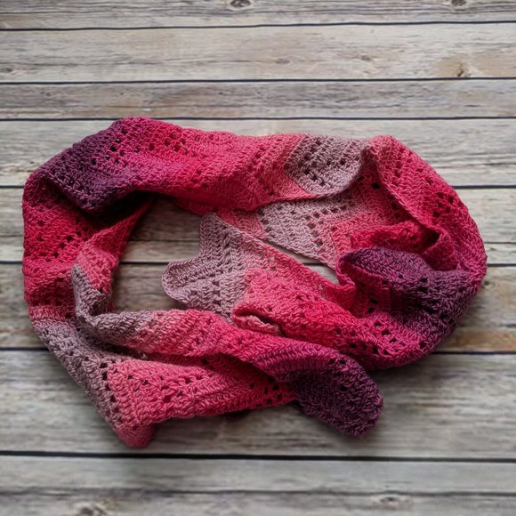 Wool Scarf in Pink Ombre Chevron - Picture 1 of 3